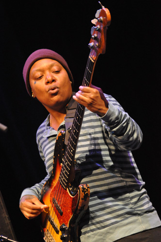 La Música No Tiene Fecha De Caducidad Music Has No Expiration Date