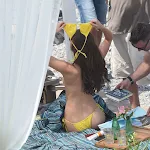 Dakota Jhonson Pillada En Topless Durante La Grabación De 50 Sombras De Grey Foto 12
