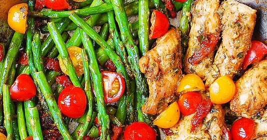Connect the Dots Ginger | Becky Allen: Pesto Chicken and Veggies