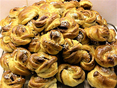 INTERNATIONAL:  SWEDEN:  Bread of the Week 52:  Vetebrod or Sweet Yeasted Bread