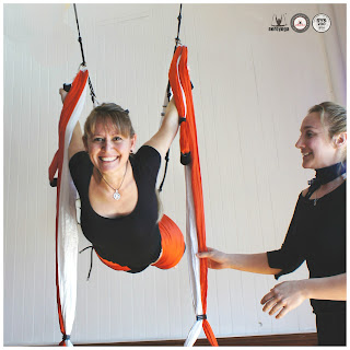 aeroyoga, yoga, aerial yoga, yoga aereo, formacion, profesorado, maestria, aeropilates, teacher training, certificacion, acreditacion, diploma, profesores, instructor