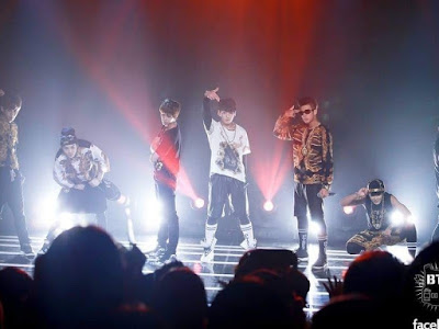 شاهد أول حفل لفرقة Bts 13-06-2013 + صور من الحفل بمناسبة الذكرى الثامنة لترسيمهم شاهد أول حفل لفرقة Bts 13-06-2013 + صور من الحفل بمناسبة الذكرى الثامنة لترسيمهم