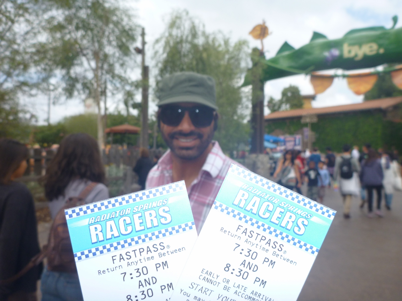 Radiator Spring Racers Fast Pass Here and There: Radiator Springs Racers