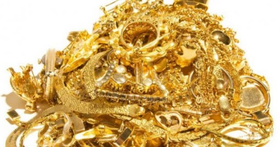 9+ Arti Mimpi Diberi Anting Emas