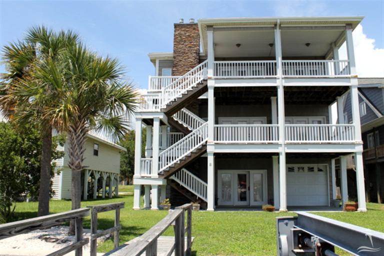 Ocean Isle Beach, N.C. REAL ESTATE (WATERFRONT) 8 Craven St., Ocean