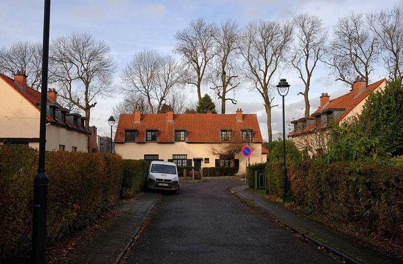 Nuages Cité de Moortebeek (10)