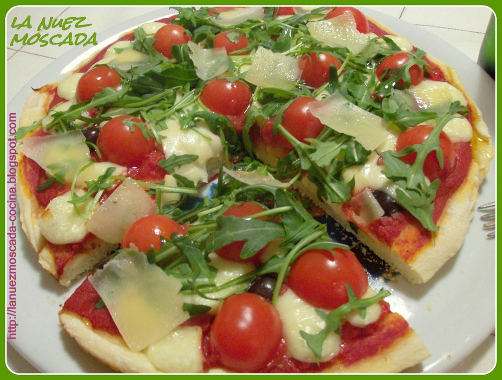 La Nuez Moscada: PIZZA TRICOLORE