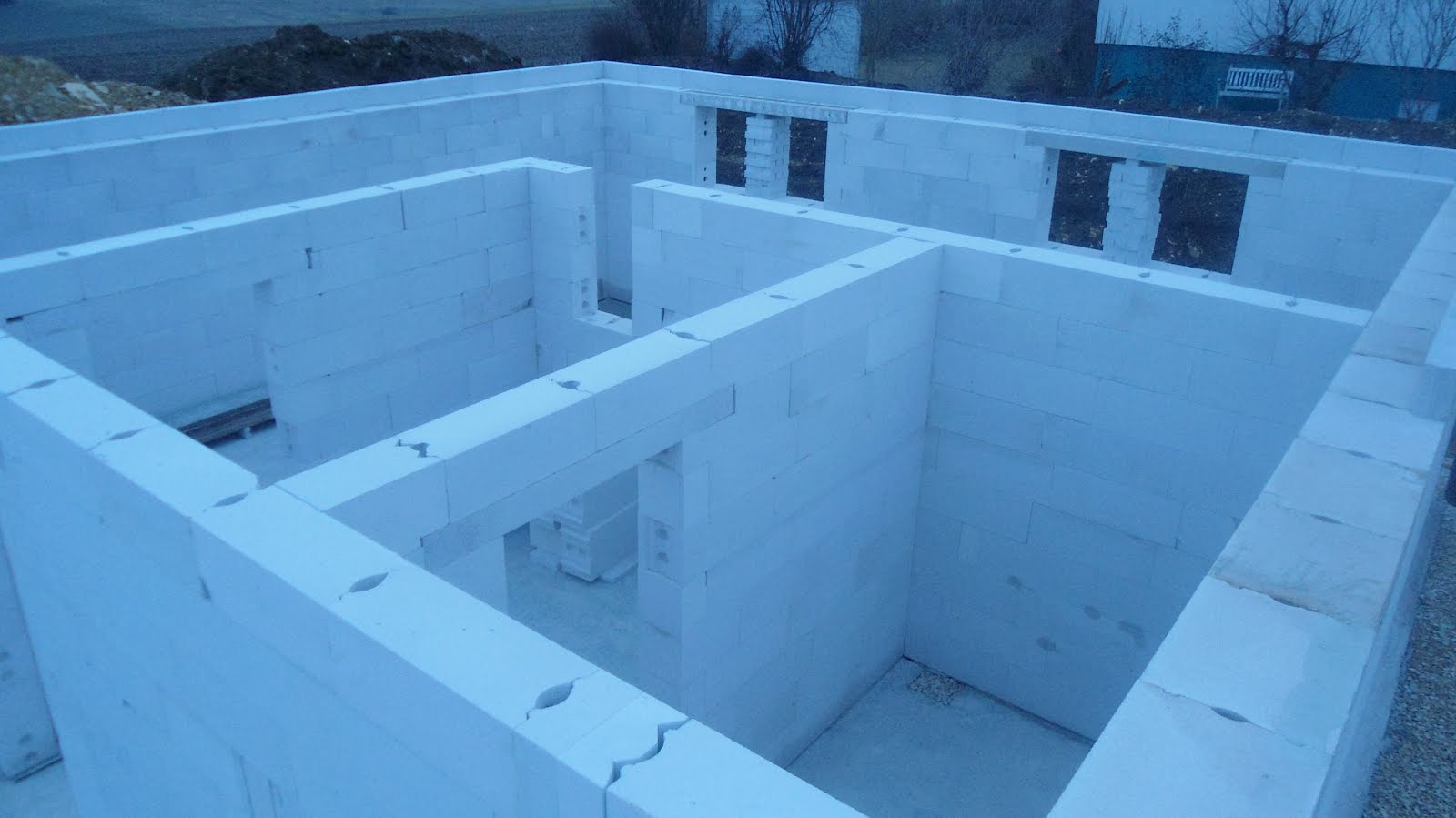 Blog von Aga und Chrissi: Innenwände Keller