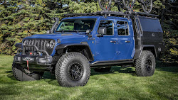 gladiator dog jeep