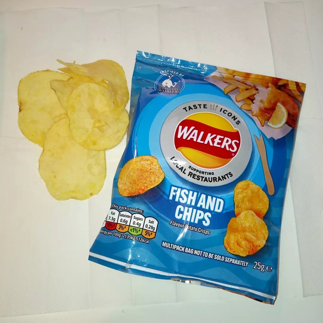Supersupergirl's Food Reviews Walkers Fish and Chips Crisps