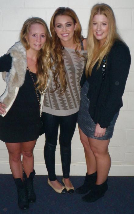 Miley Cyrus Meeting Fans At Brisbane ~ DISNEY STAR UNIVERSE