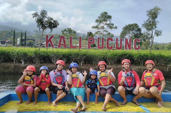 River Tubing Kali Pucung