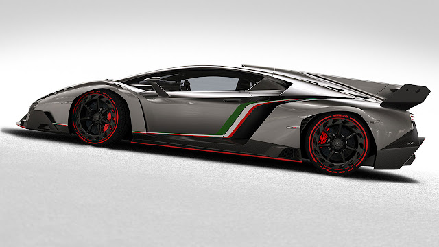 Lamborghini Veneno side