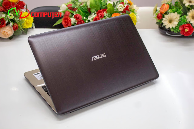 Asus X541U