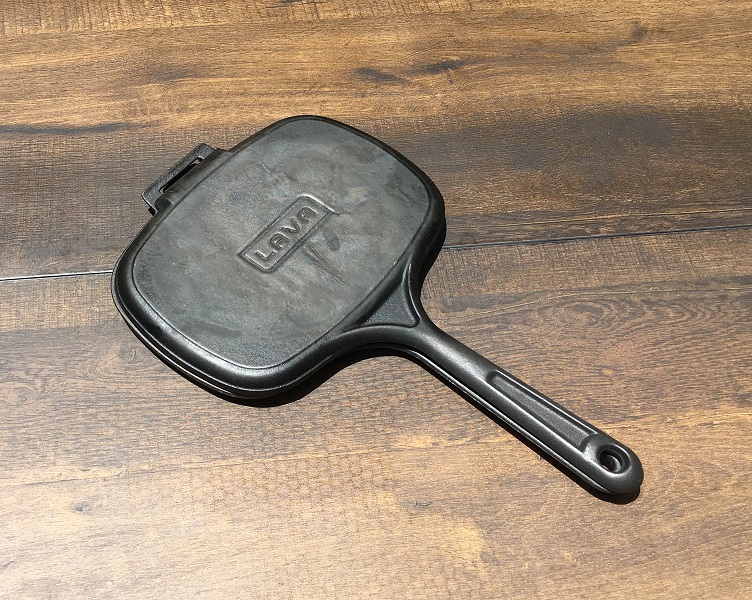 Lavaホットサンドトースターで肉を焼く 野外活動 キャンプ 沼の畔から