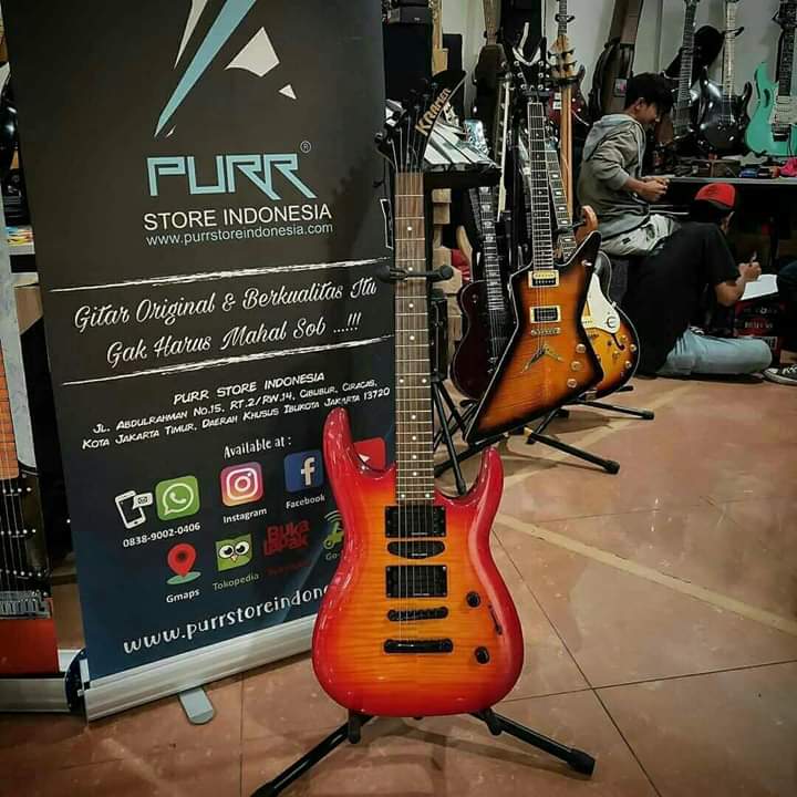 KRAMER STRIKER CUSTOM S424 CR Made In Indonesia Th.2007 INDONESIA