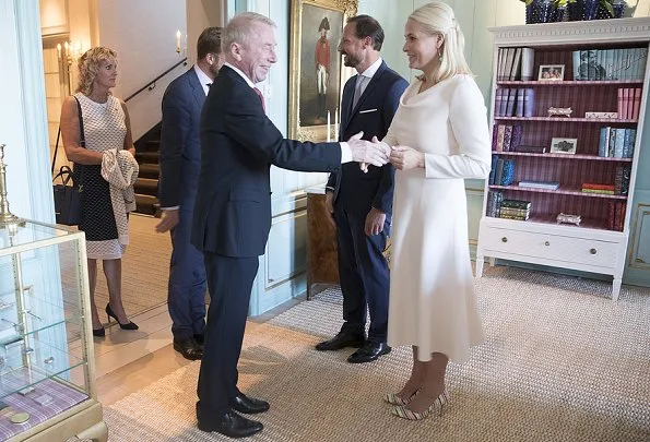 Crown Princess Mette-Marit wore Valentino Virgin Wool And Silk-Blend Midi Dress and she wore Malone Souliers Brenda Stripe Pumps