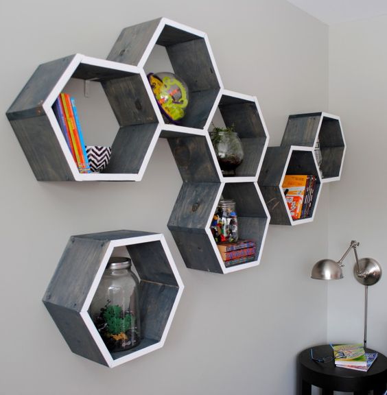 アイスキャンディーの棒で作るハニカムウォールラック, Handmade honeycomb wall rack by popsticks, 棒冰的棒变为六角形挂墙木架
