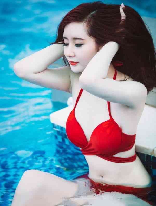 Tổng hợp hình ảnh gái xinh mặc bikini nóng bỏng