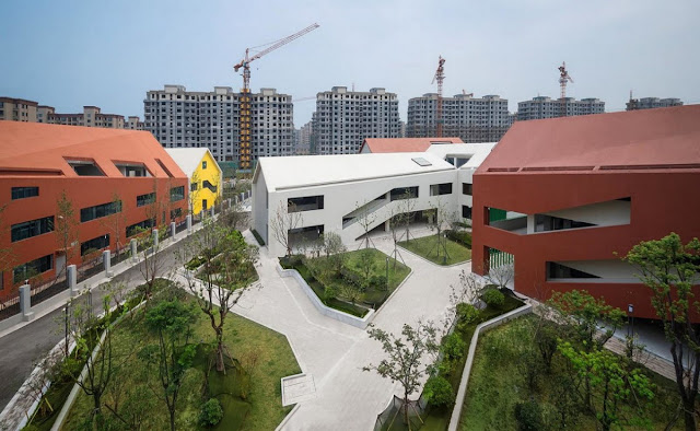 Детский сад и начальная школа в Китае