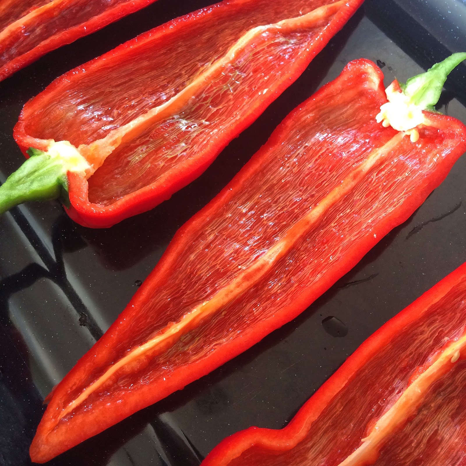 dishes4ibs Low Fodmap Long pointed Sweet Red Pepper with Feta and Tomatoes