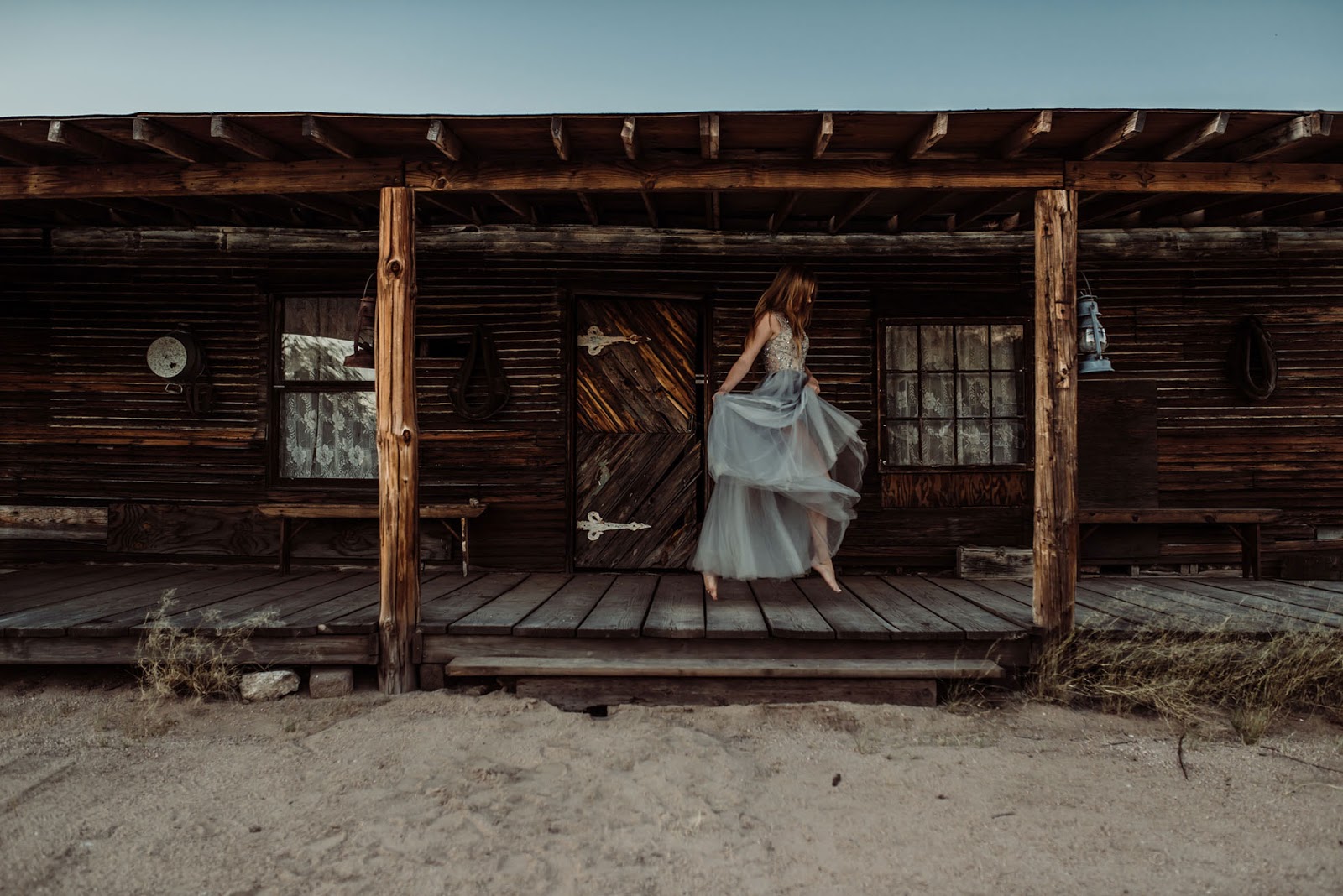 Preset Tone Màu Moody Mờ Mang Phong Cách Âu Mỹ – Wanderlust Collection – EmbraceNation (LR)