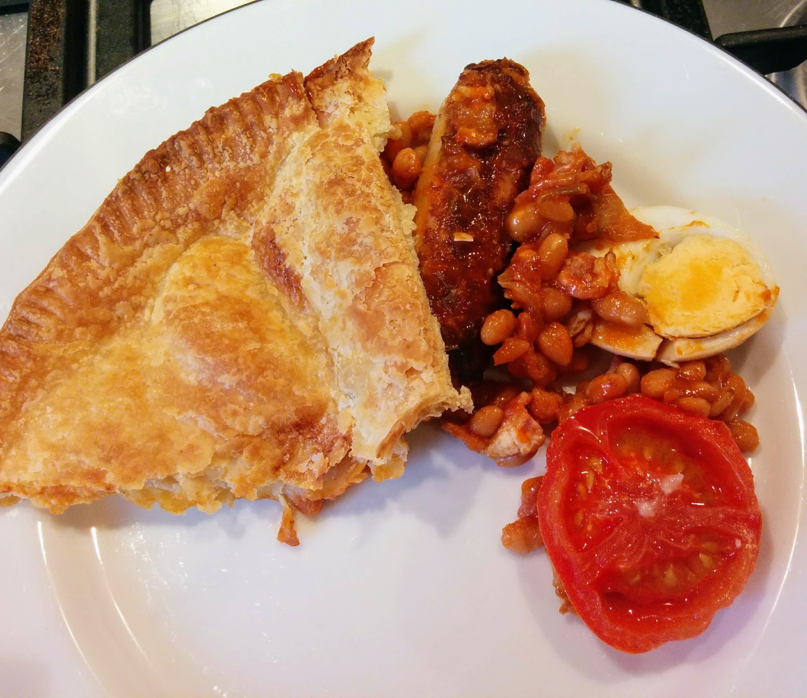Onions and Paper: RECIPE: Full English Breakfast Pie