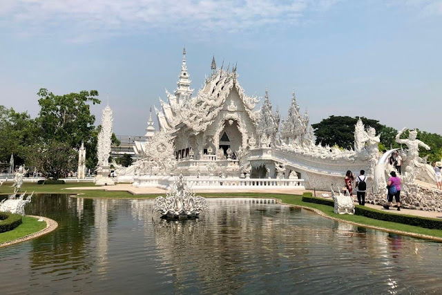 Wat Rong Khun - Templo Branco (White Temple)