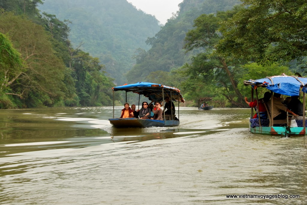 Phong cảnh Hồ Ba Bể, Bắc Kạn