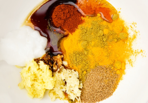 Tandoori marinade spices in a bowl