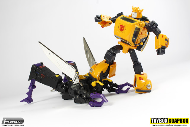 fanstoys ft 14 forager & masterpiece bumblebee