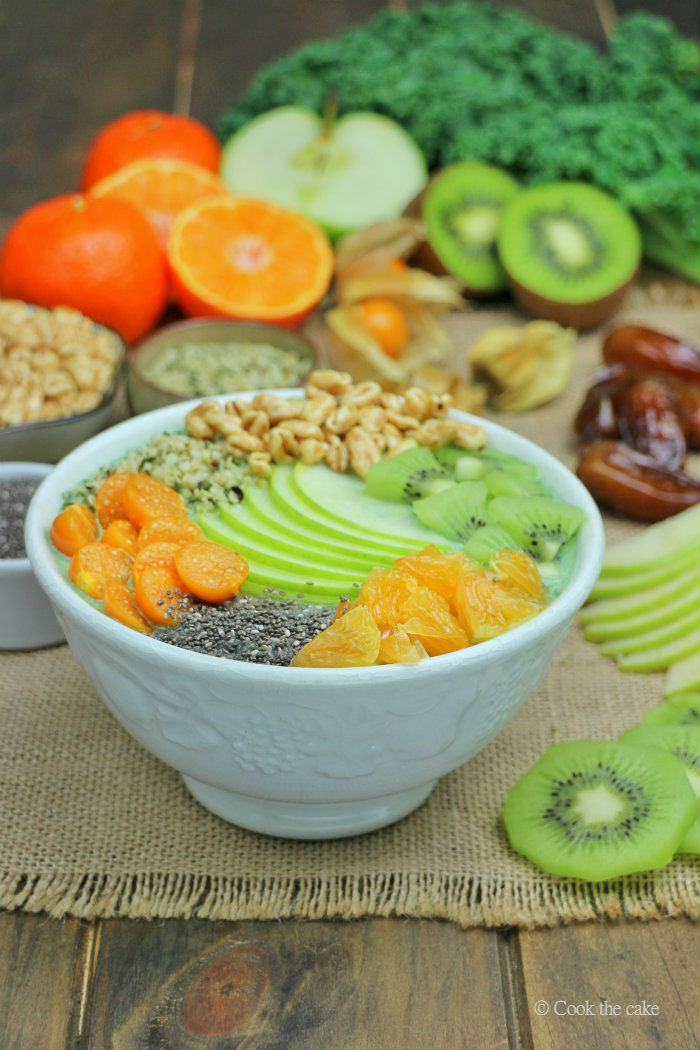 Smoothie bowl verde con semillas smoothie bowl, smoothie verde con semillas