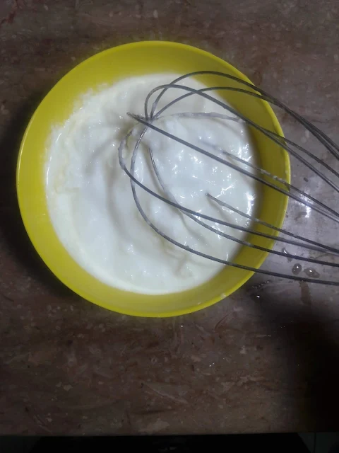 add-yogurt-in-mixing-bowl