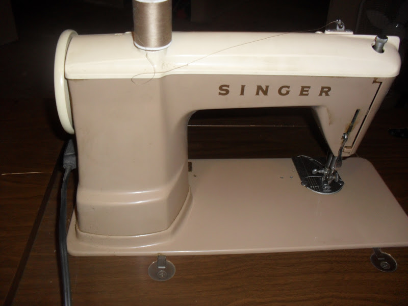 My Vintage Machines 1960 Singer 404