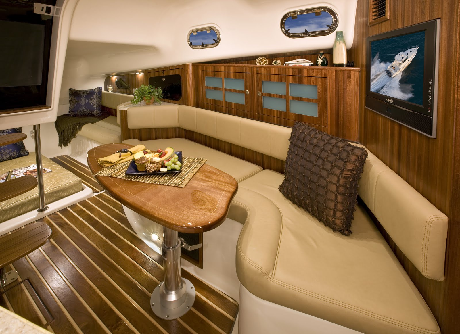 Yarmouth Boat Yard Yarmouth Boat Yard Receives Flagship Dealer