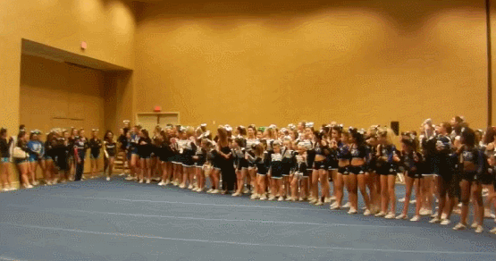 믿기지않는 탄력.gif | 인스티즈