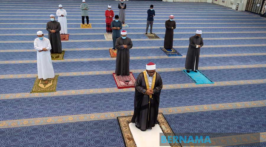 Panduan lengkap solat aidilfitri