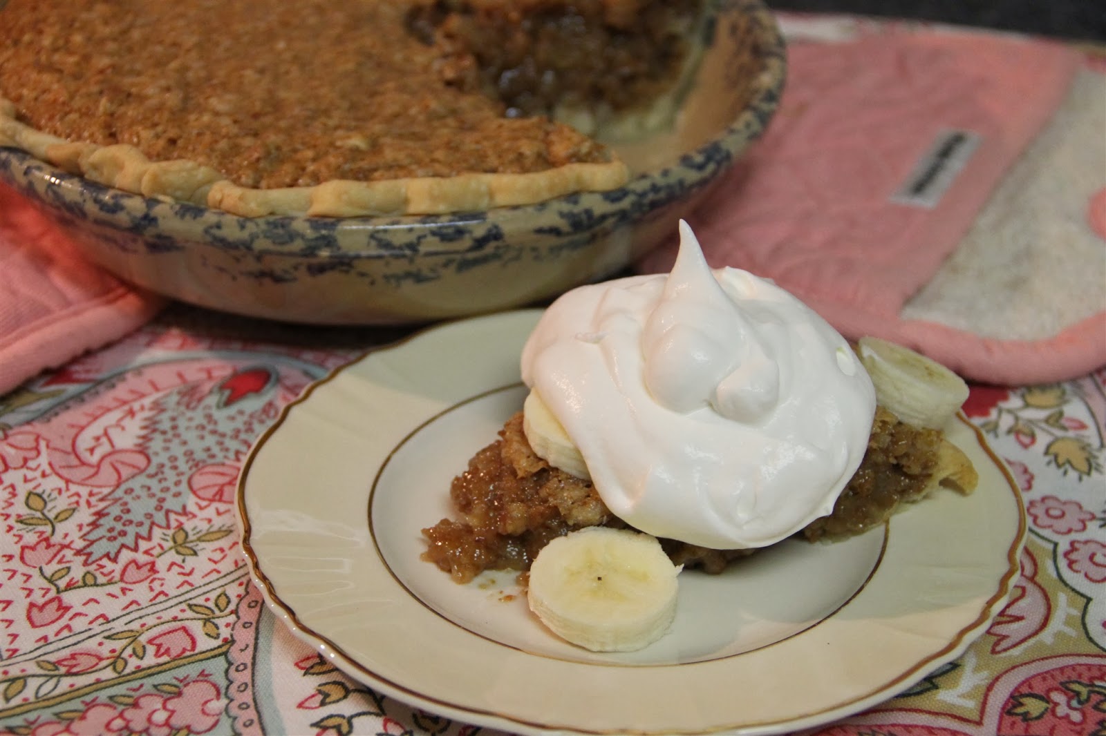 Mother Rabbit sawdust pie for thanksgiving.