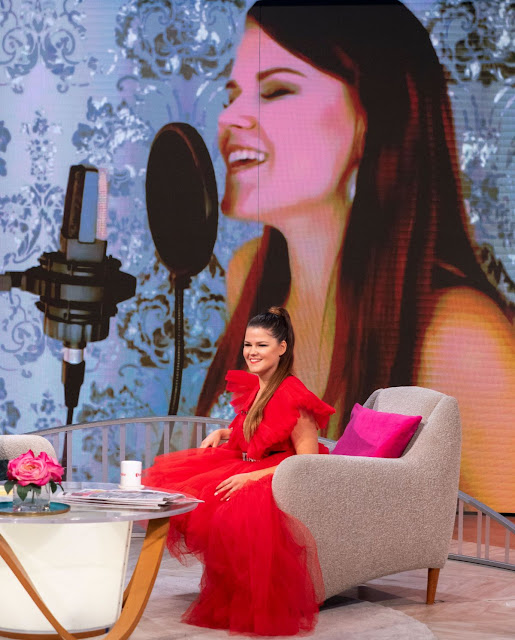 Saara Aalto Clicks at Lorraine TV Show in London 28 Nov-2019