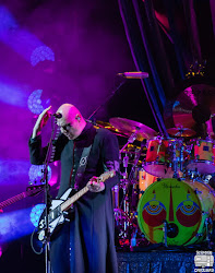 gallagher noel smashing flying birds pumpkins concert pnc pavilion