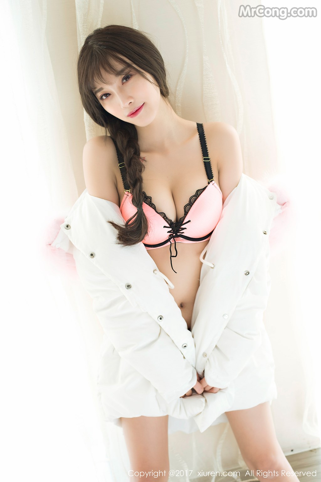 XIUREN No. 724: Model Yang Chen Chen (杨晨晨 sugar) (56 photos)