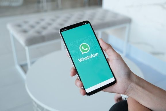 Rekomendasi Paket Kuota Chat Whatsapp WA Telkomsel 1 Bulan