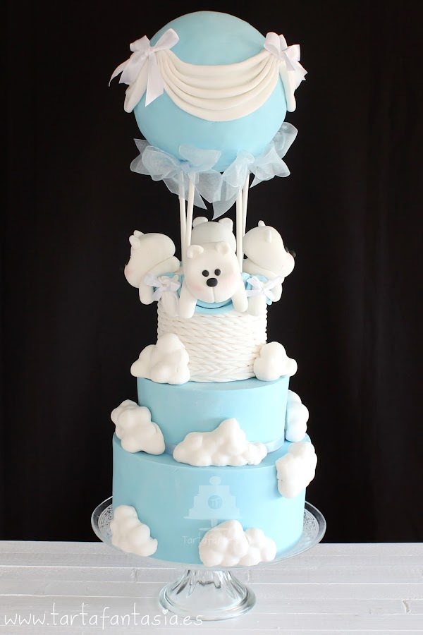 http://tartafantasia.blogspot.com/2015/09/tarta-ositos-en-globo.html