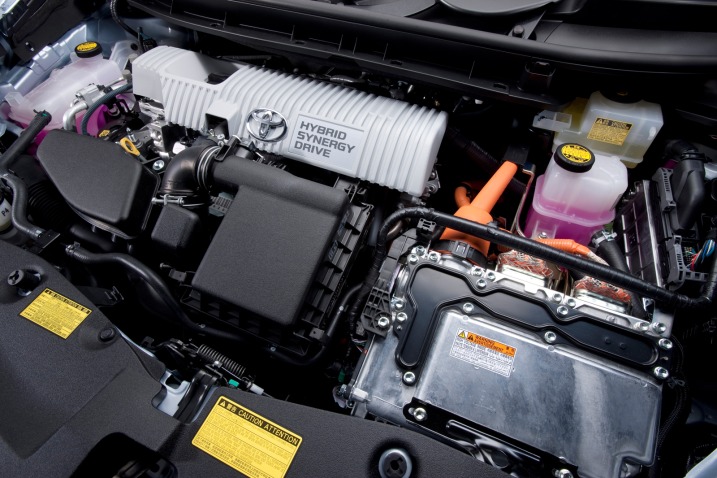 Powered by Fuel: Toyota Prius 2012