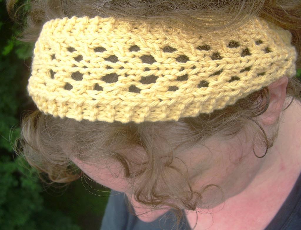 B E B E R E Keeping Cool.