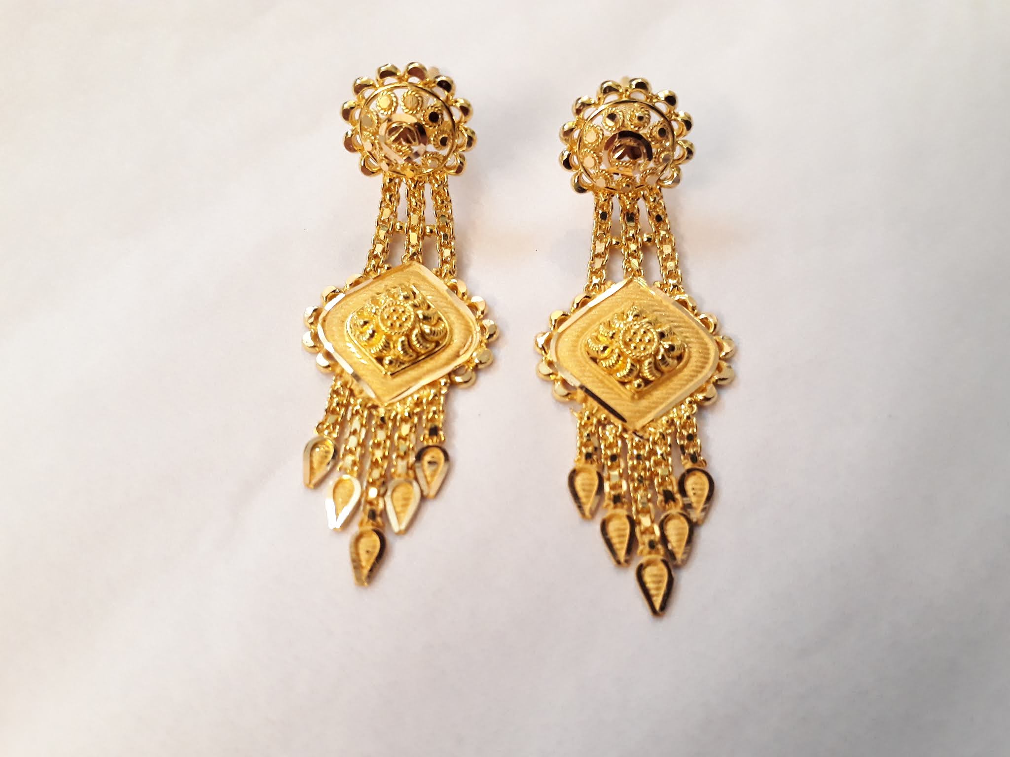 Latest Stud Gold Earrings Designs