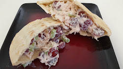 sandwich chicken salad pita