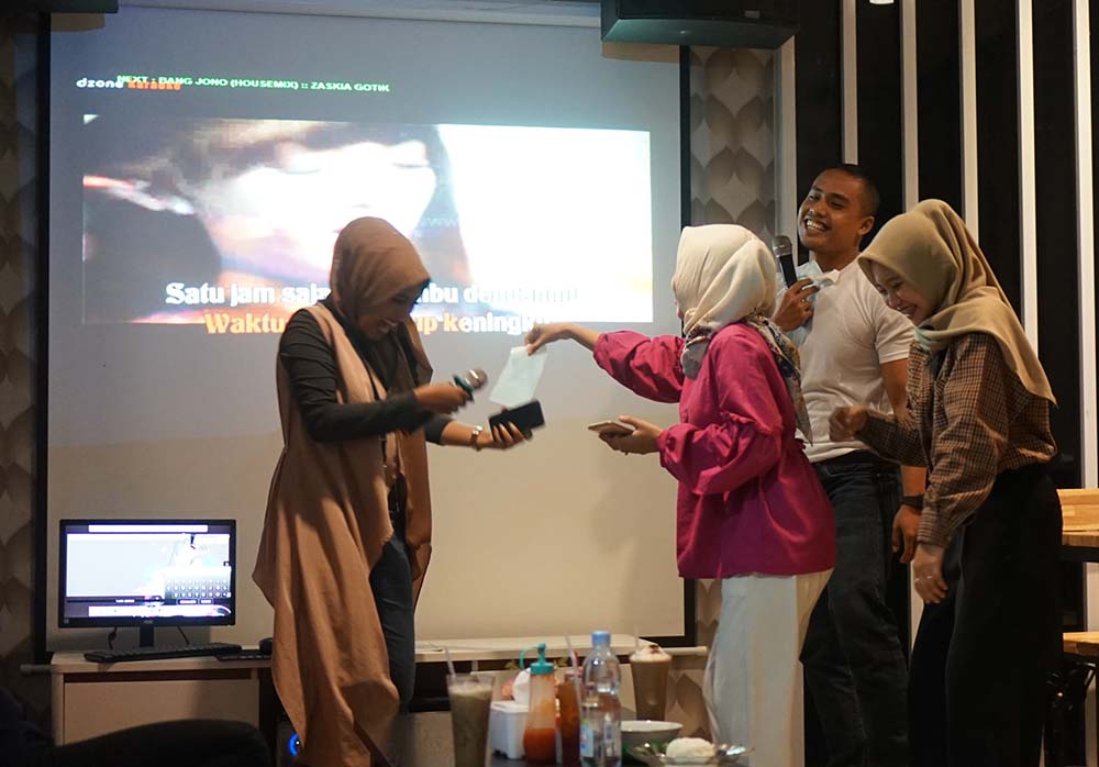 Rujak House Pekanbaru, Tempat Makan sekaligus Karaoke Gratis di Pekanbaru