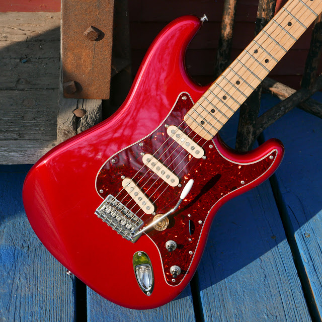 2009 Fender Mexican Stratocaster Electric Guitar