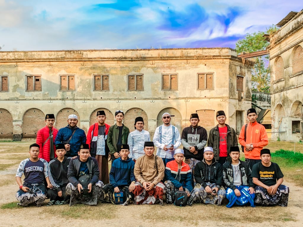 Biodata Syubbanul Muslimin